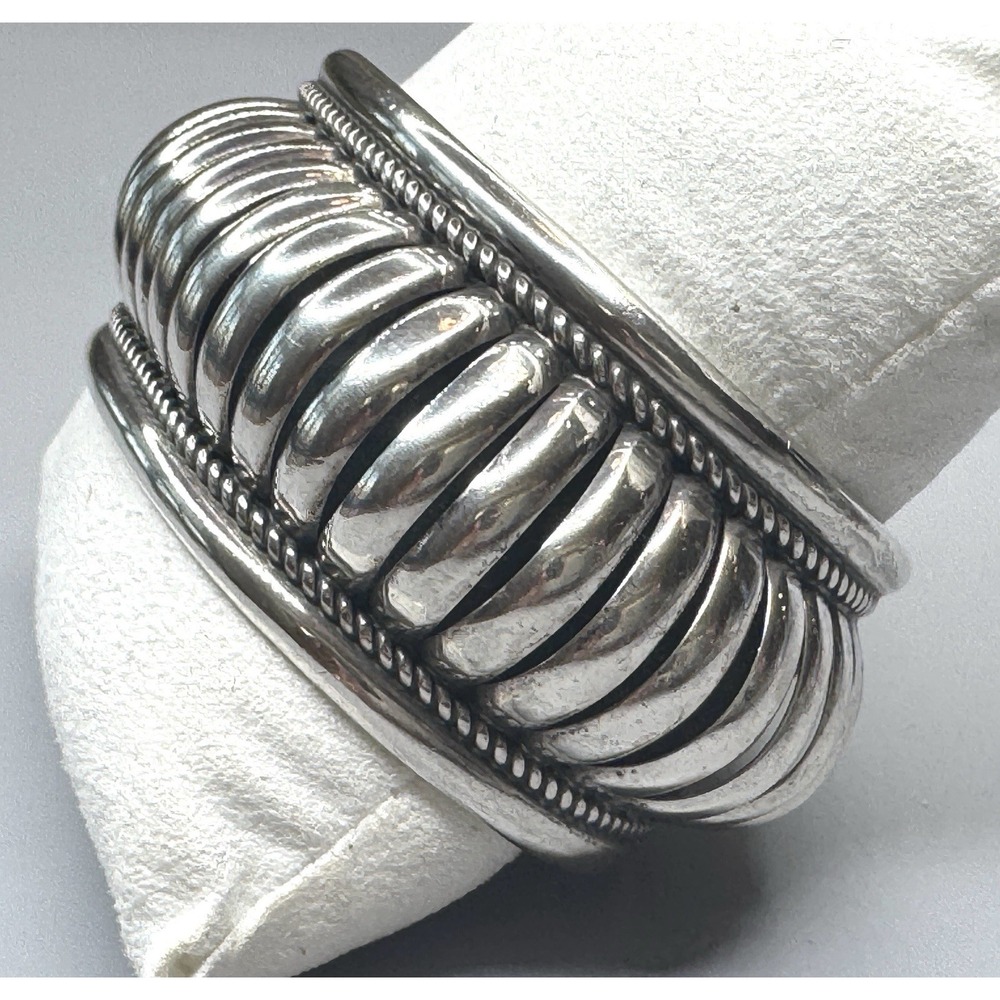 Navajo Sterling Silver Water Bead Ribbed Cuff Bracelet 80.55g Signed 6.5"